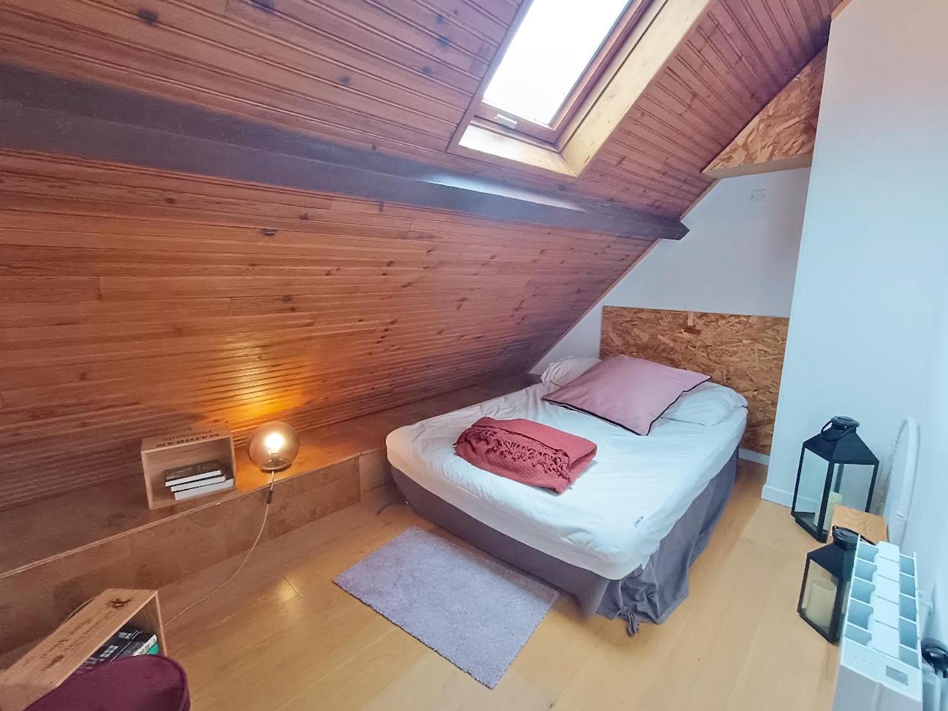 Ferienwohnung Le Nid De Juliette, T3 Duplex, Parking, Cave Bagnères-de-Luchon Exterior foto